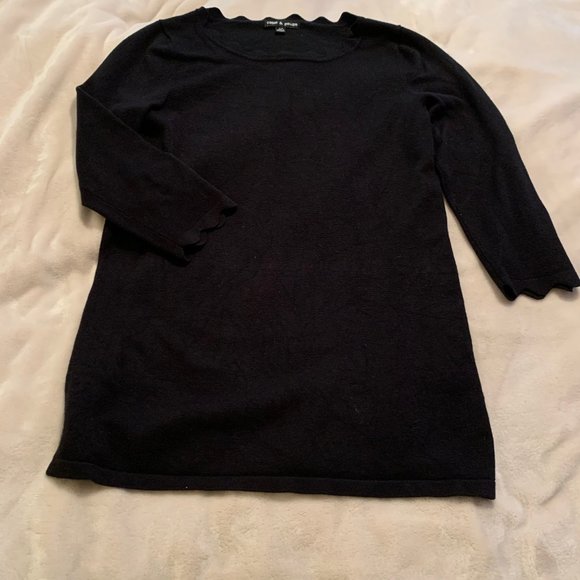 Cable & Gauge Black Longer Length Sweater Size S - Picture 1 of 9